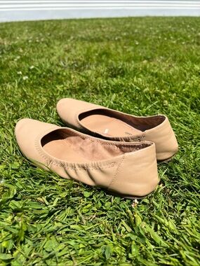 Nude Women’s Slip-On Ballet Flats